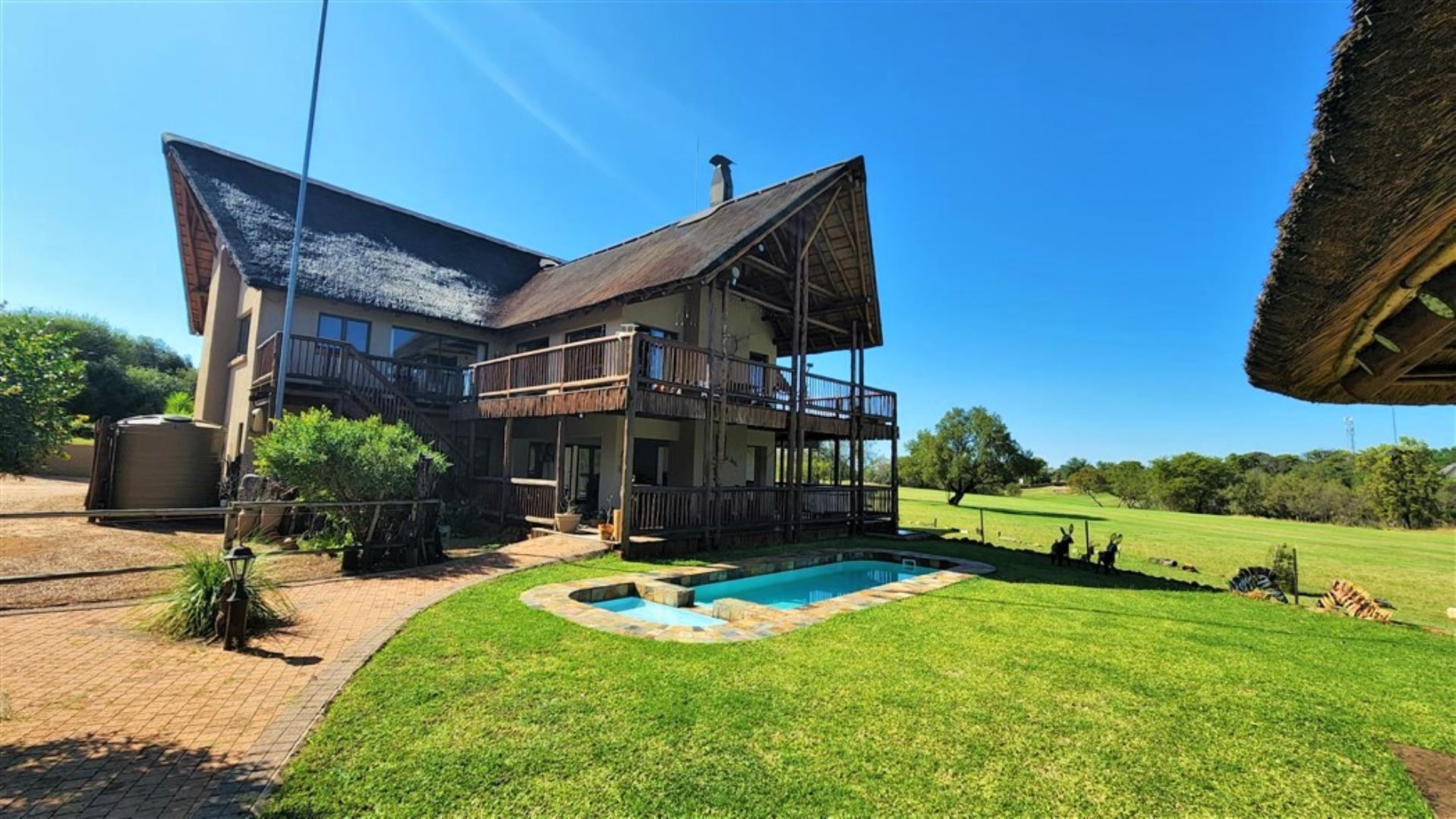 3 Bedroom House + Cottage/Flat for Sale - Limpopo