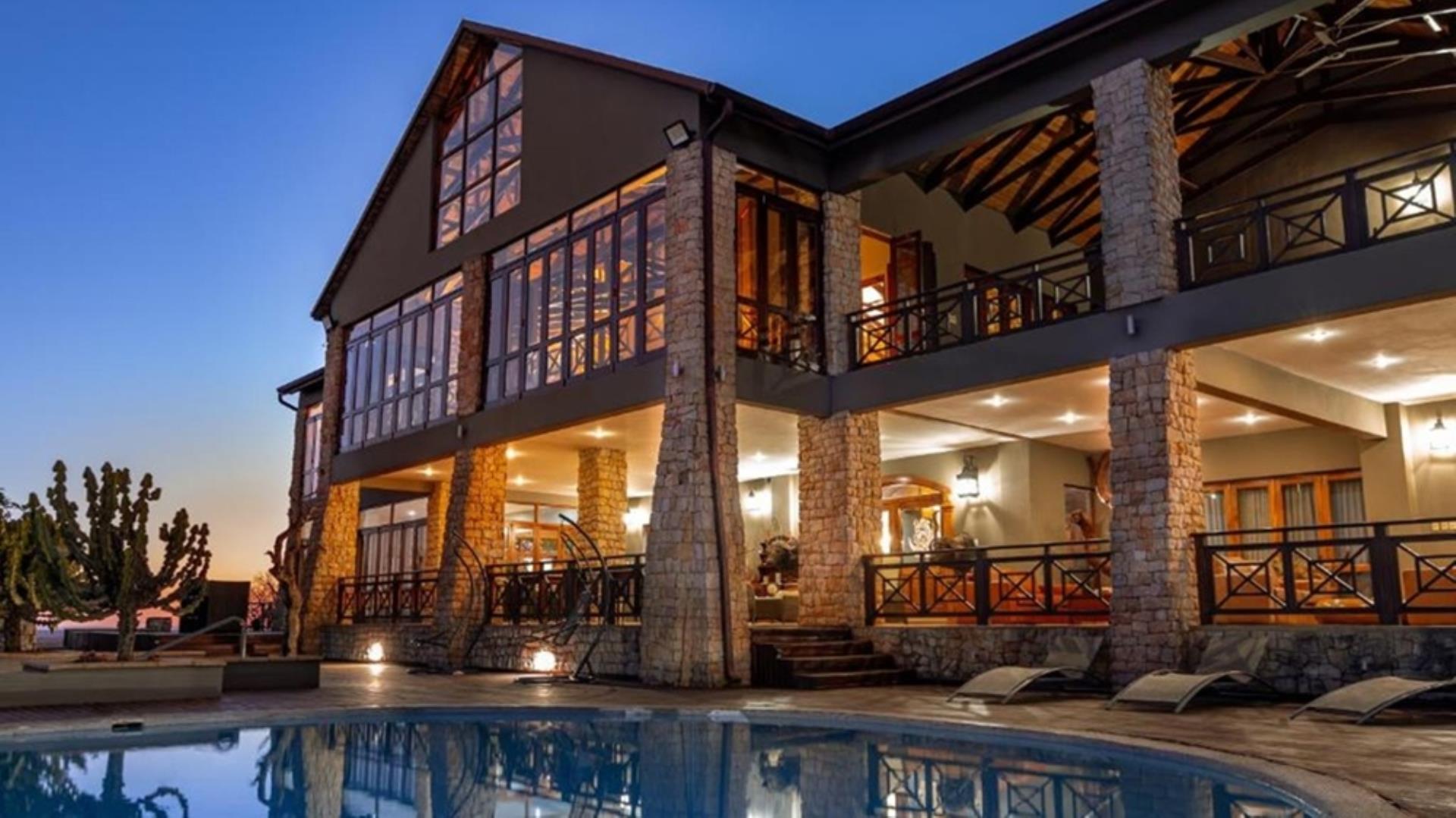 9 Bedroom Game Farm or Lodge for Sale - Limpopo