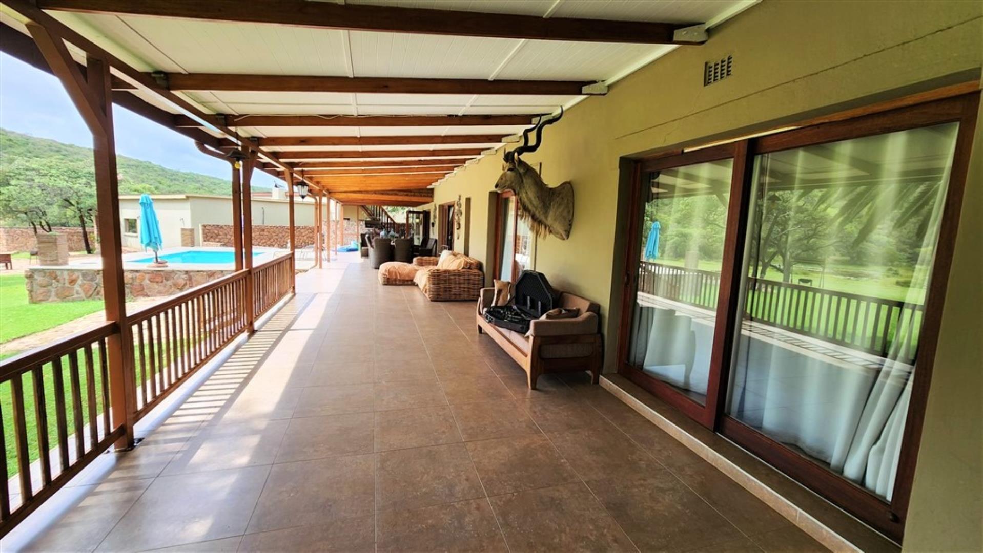709958_Main_open_veranda.jpg
