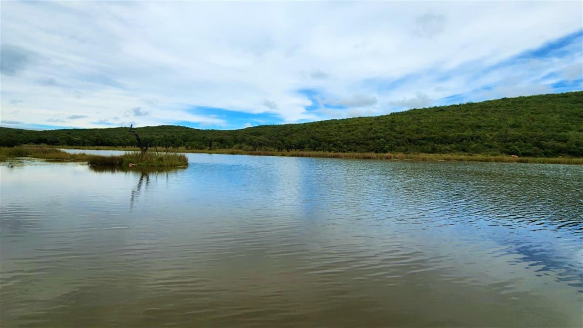 709958_River_dam_island.jpg