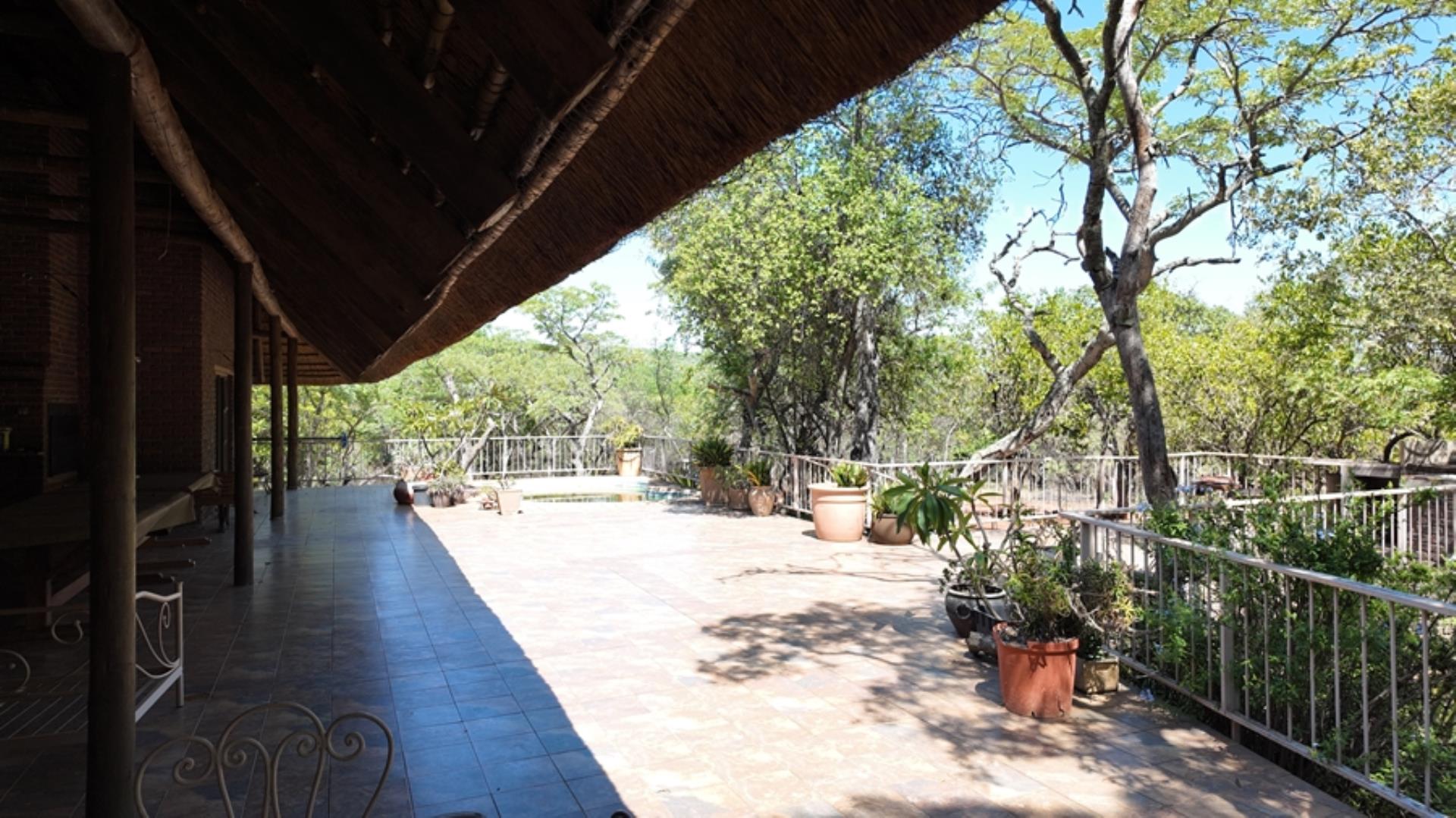 730854_House_FOR_SALE_in_Game_Reserve_Vaalwater_(15).jpeg
