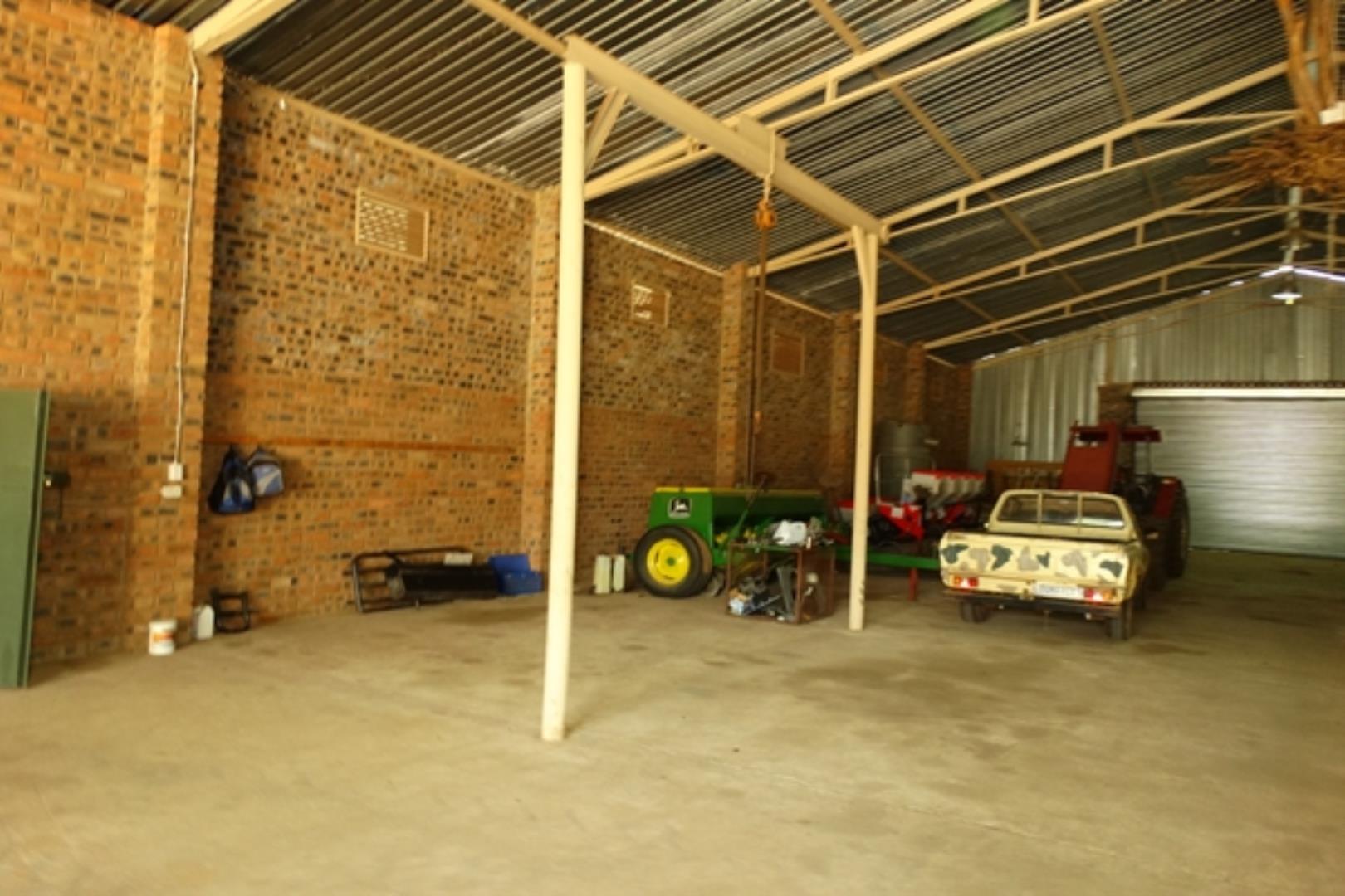 732378_1419ha_Feedlot___Irrigation_and_Game_Combination_Farm_for_Sale_Naboomspruit_(37).jpg