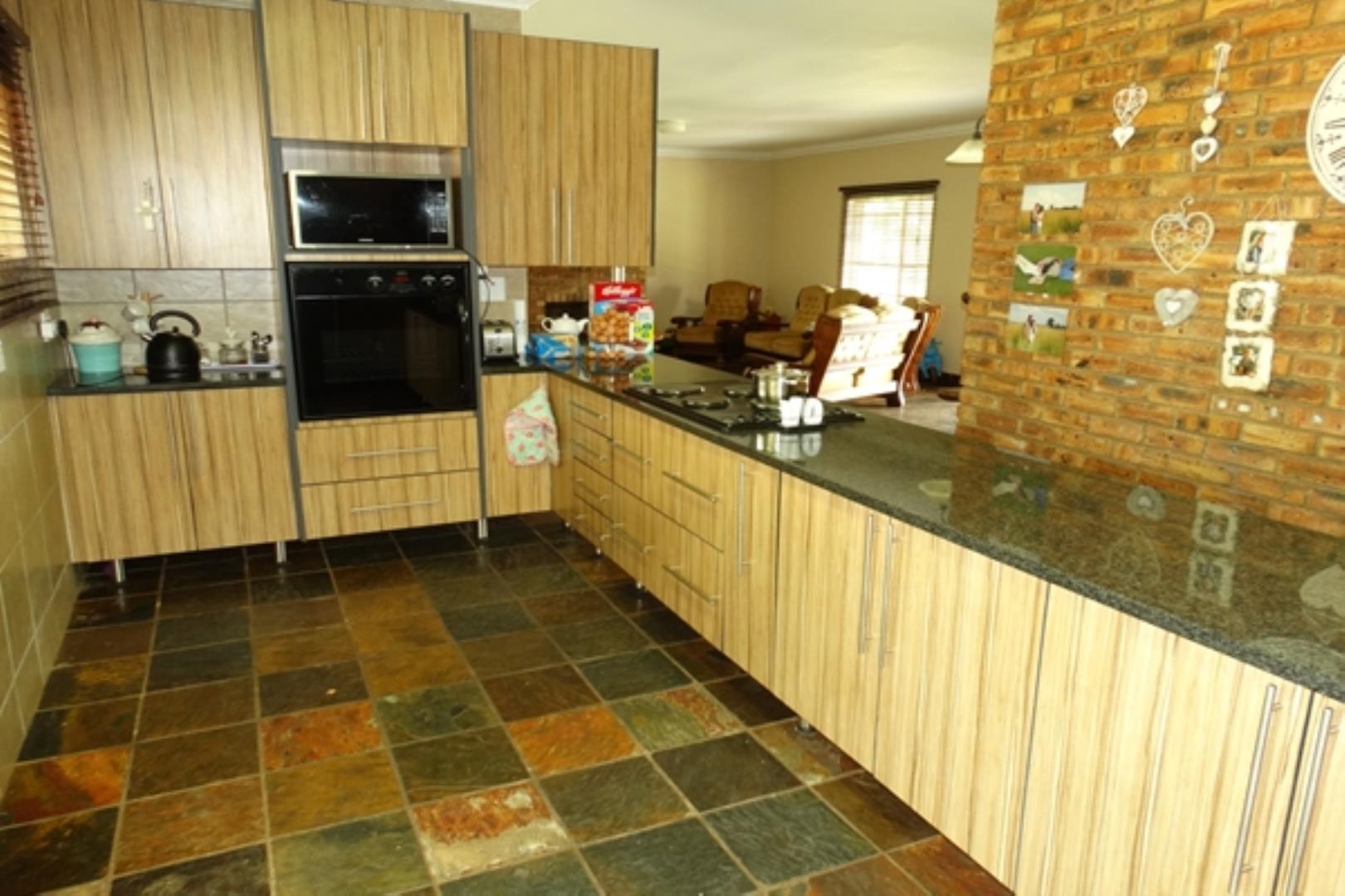732378_1419ha_Feedlot___Irrigation_and_Game_Combination_Farm_for_Sale_Naboomspruit_(60).jpg
