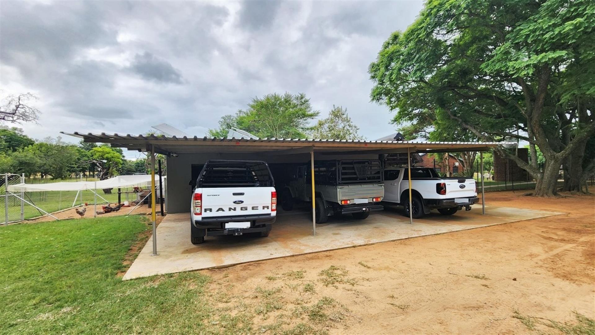739790_Garages.jpg