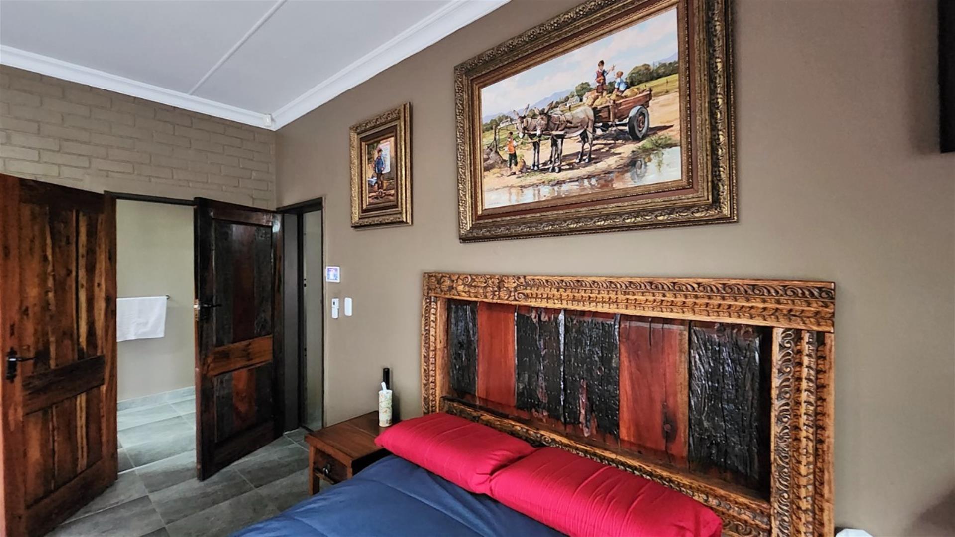 739790_Main_Bedroom_1.jpg