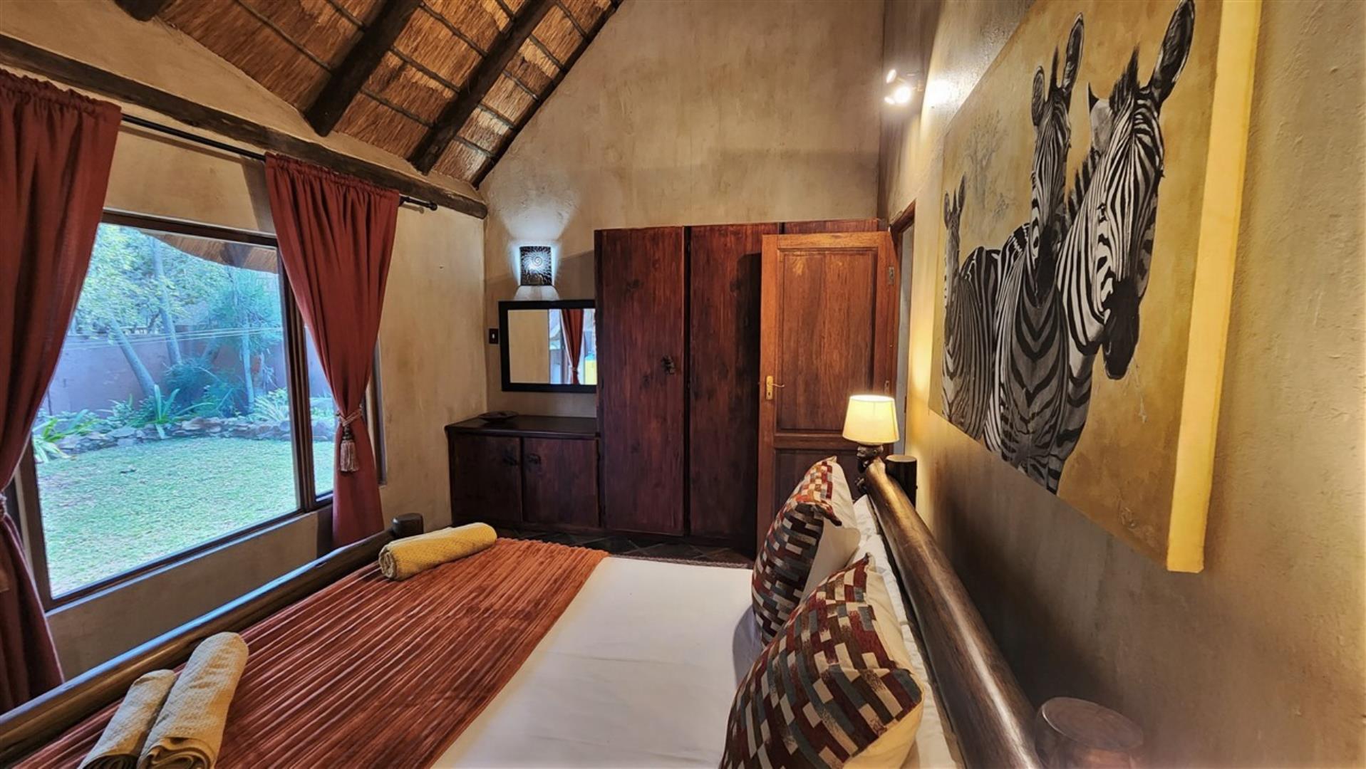 740019_Bedroom_2b.jpg