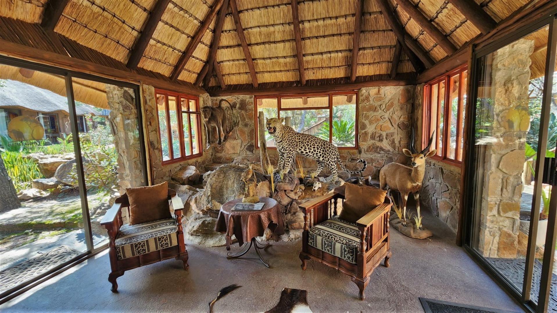 740019_Lounge_2.jpg