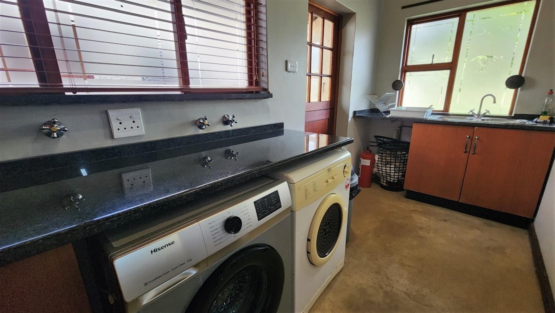 740079_Laundry_Scullery.jpg