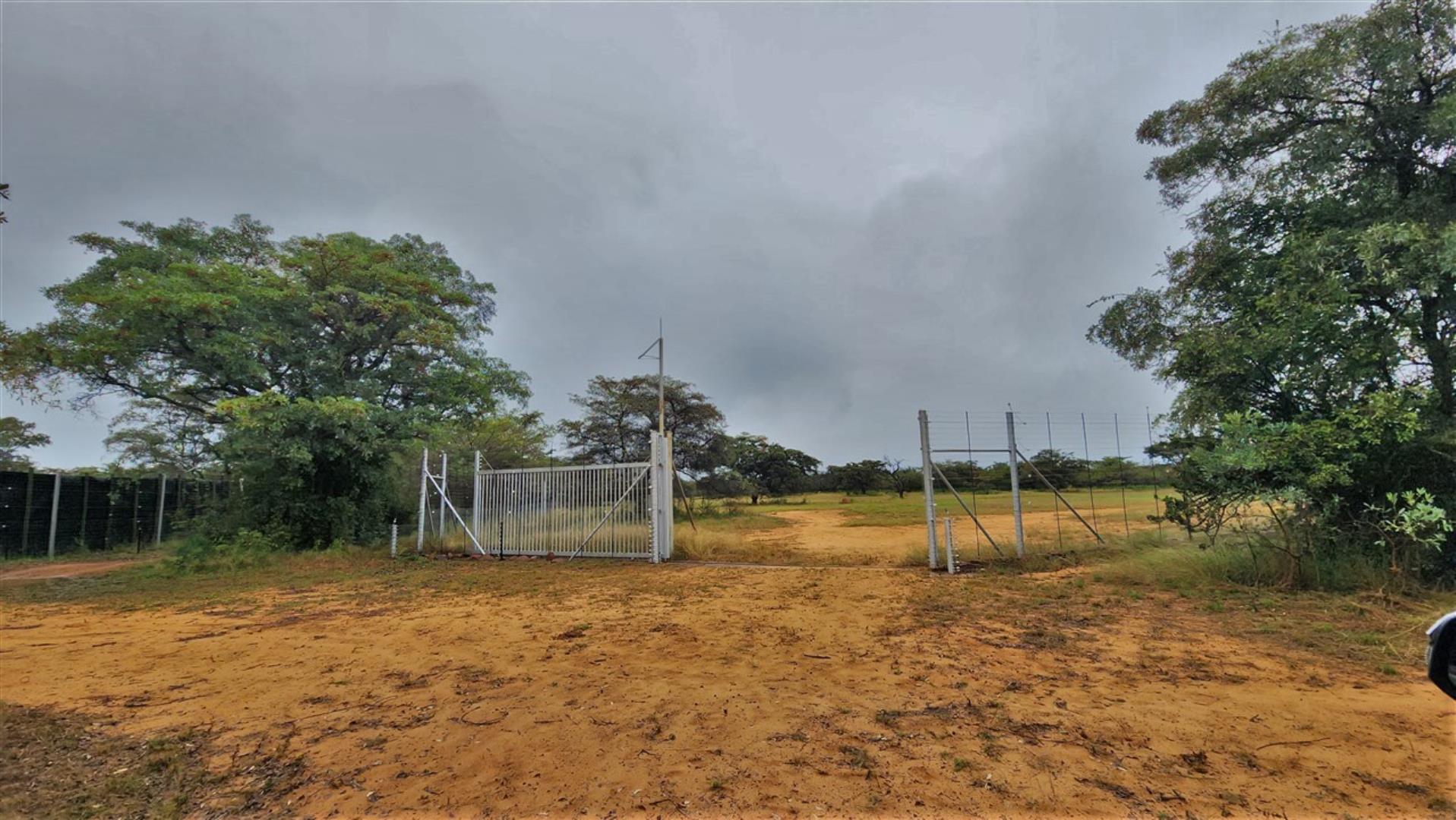 740420_Breeding_Camp_Entrance_1.jpg