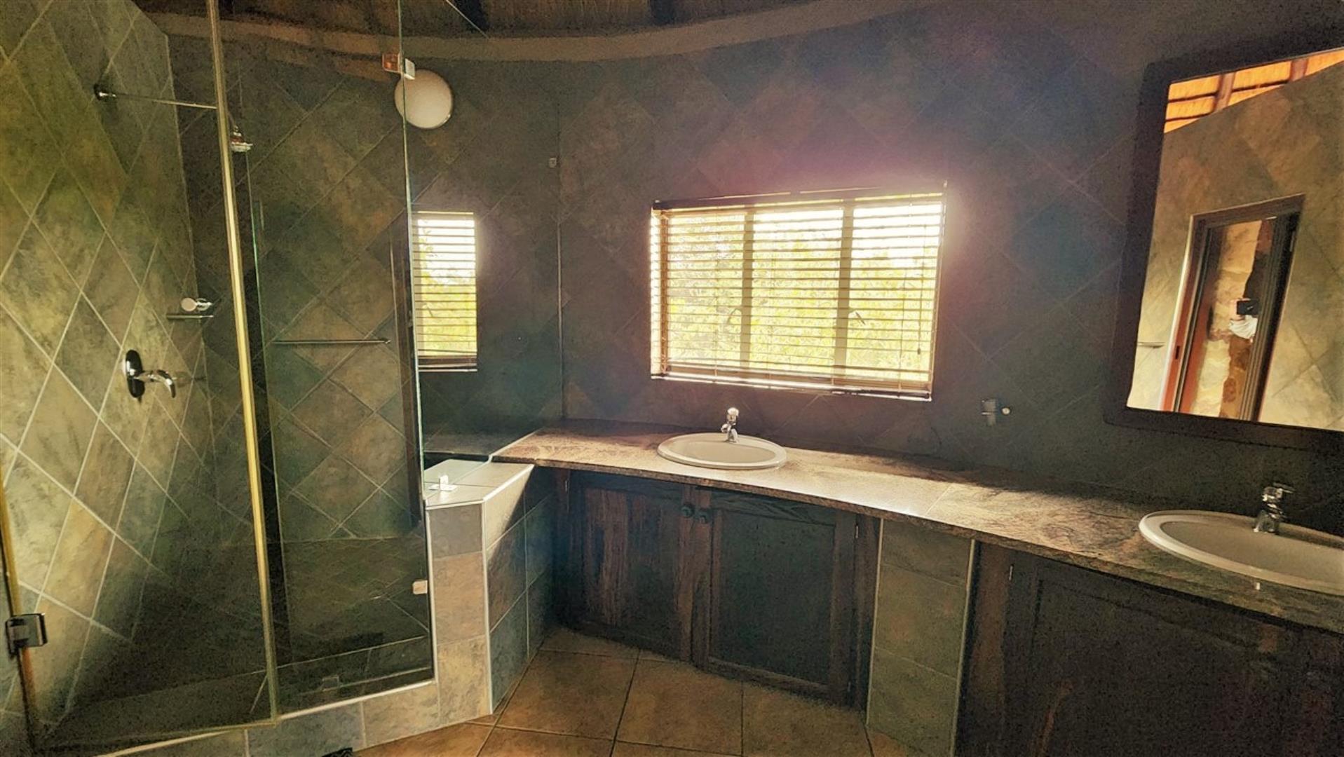 740420_Lodge_Chalet_1e.jpg