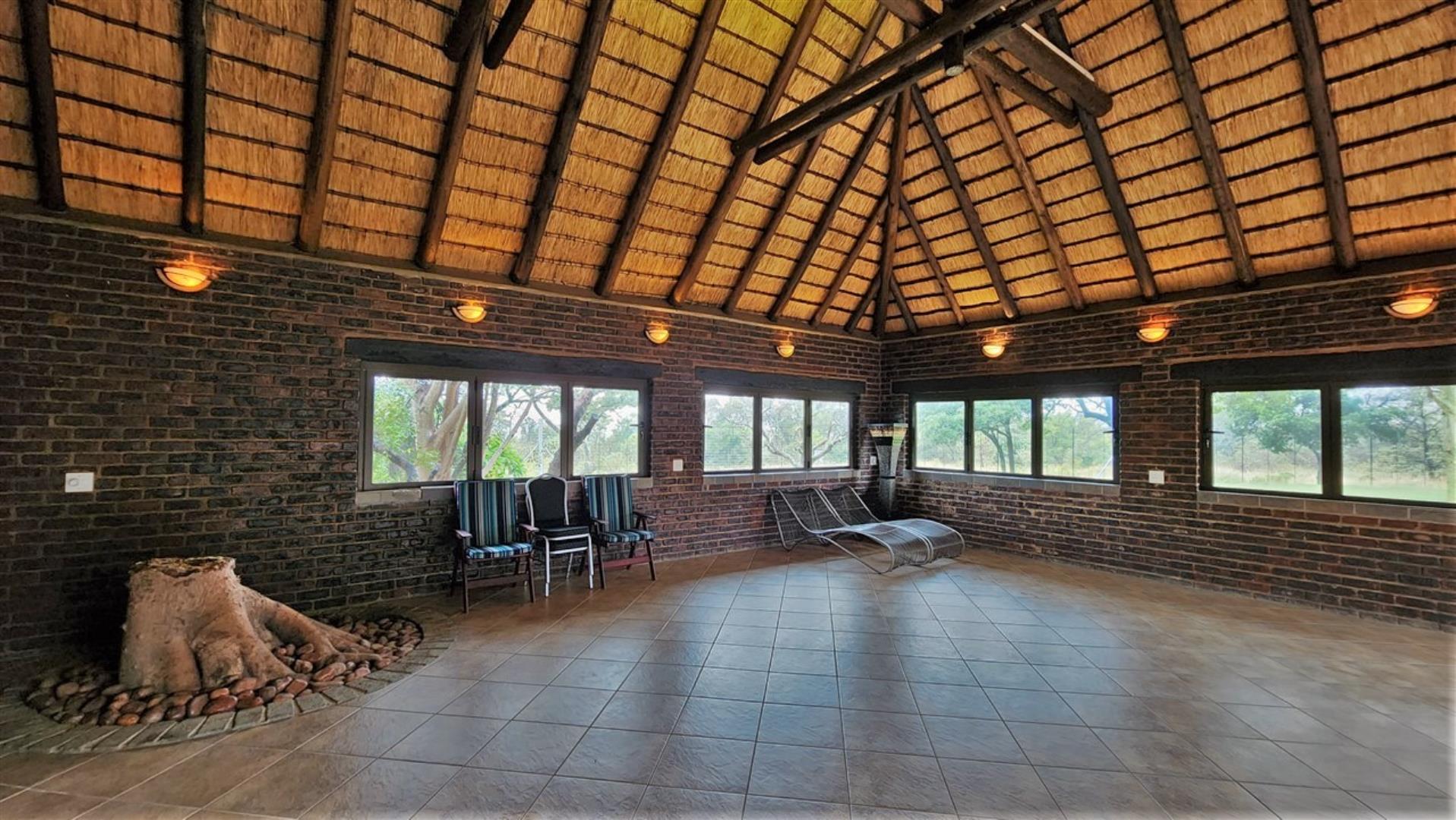 740420_Main_House_Lapa_1.jpg