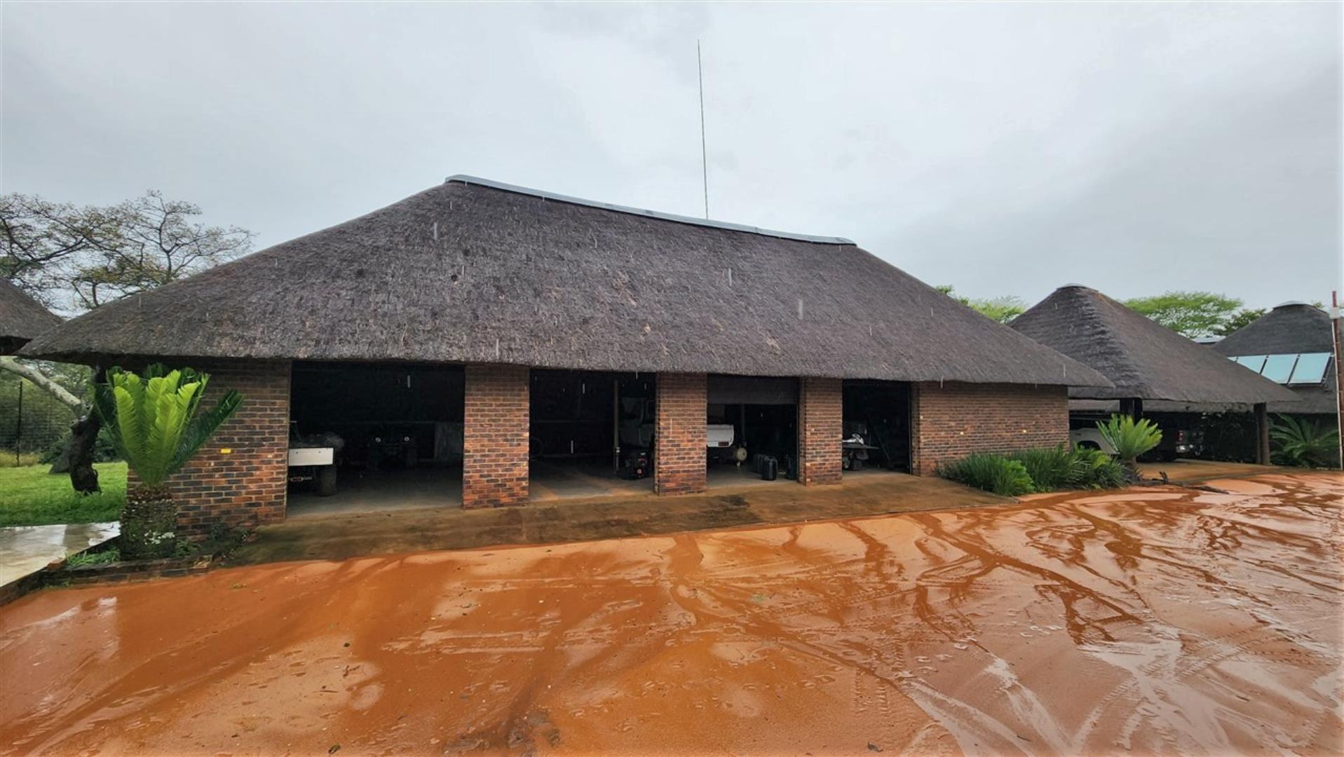 740420_Main_House_Main_Garage_2.jpg