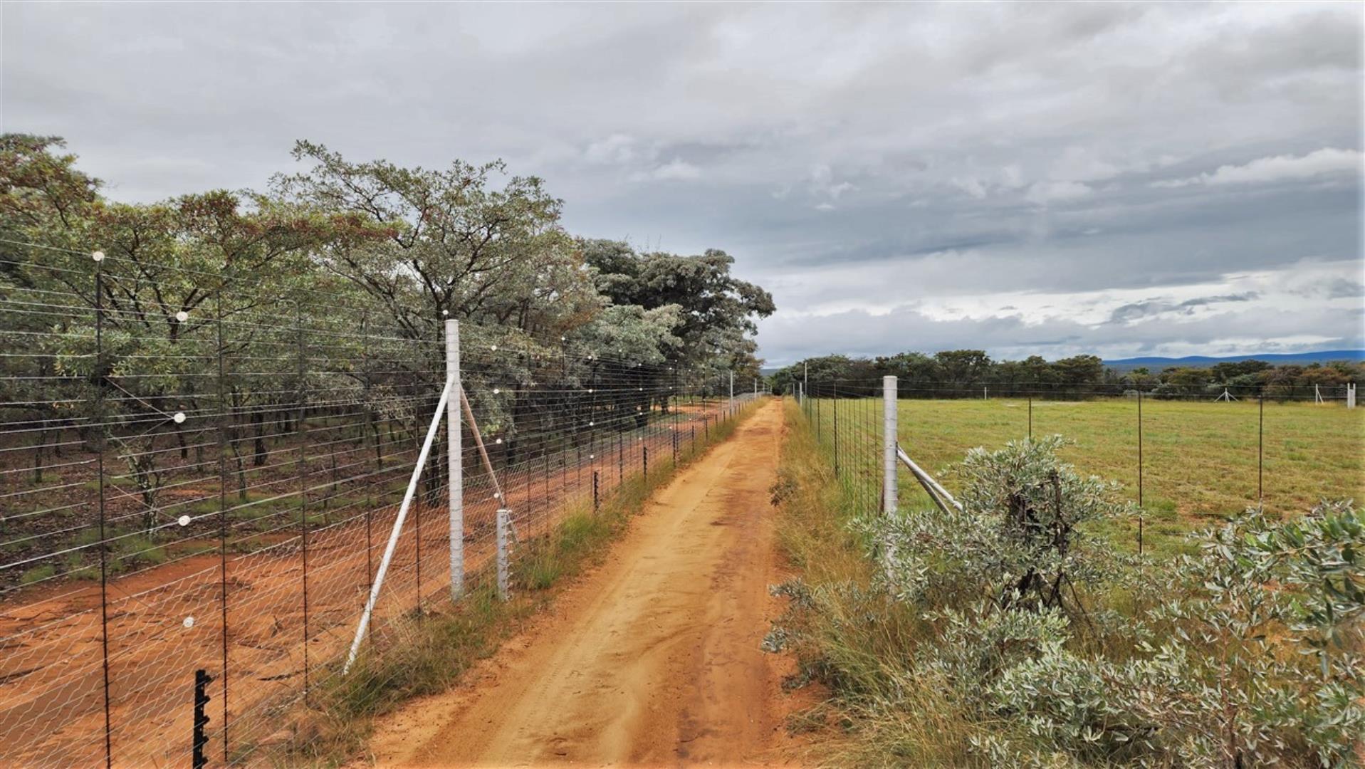 740420_Neat_Fences_Helipad.jpg