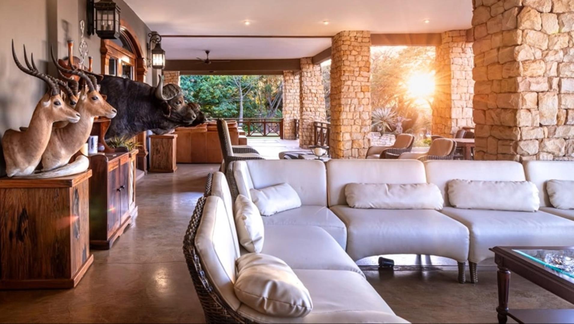 753166_1054ha_Luxurious_Game_Farm_For_Sale_Marken_Area__South_Africa_(105).jpeg