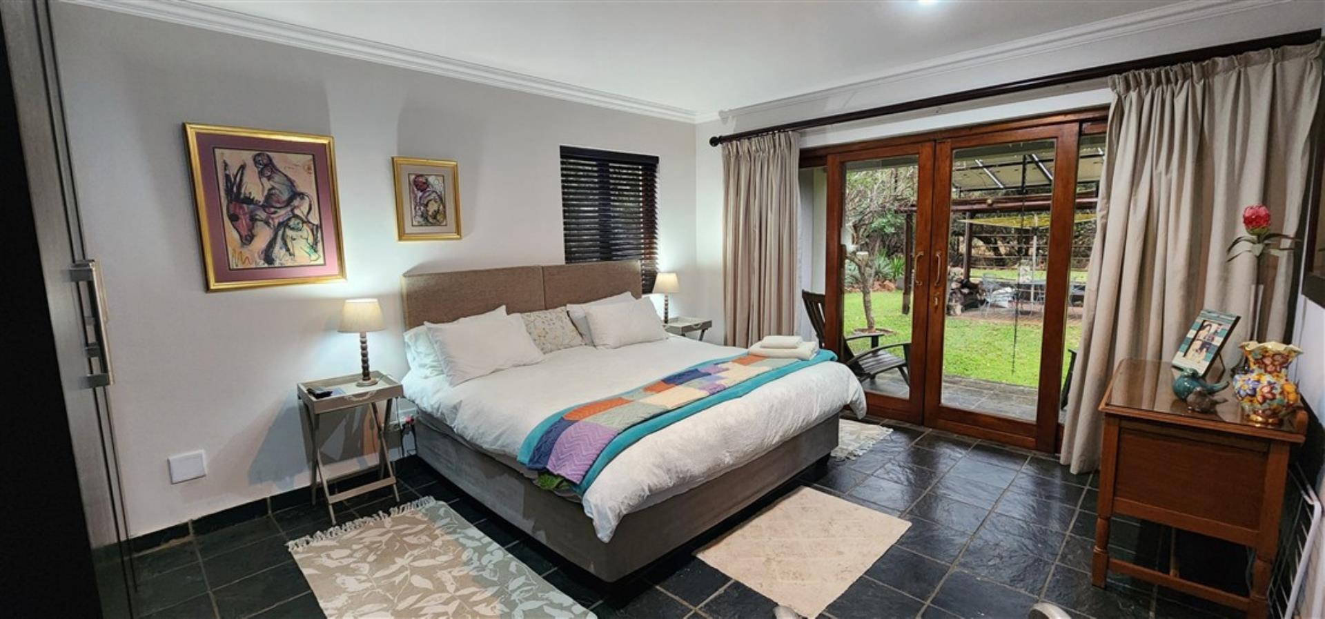 756806_Bedroom_1.jpg