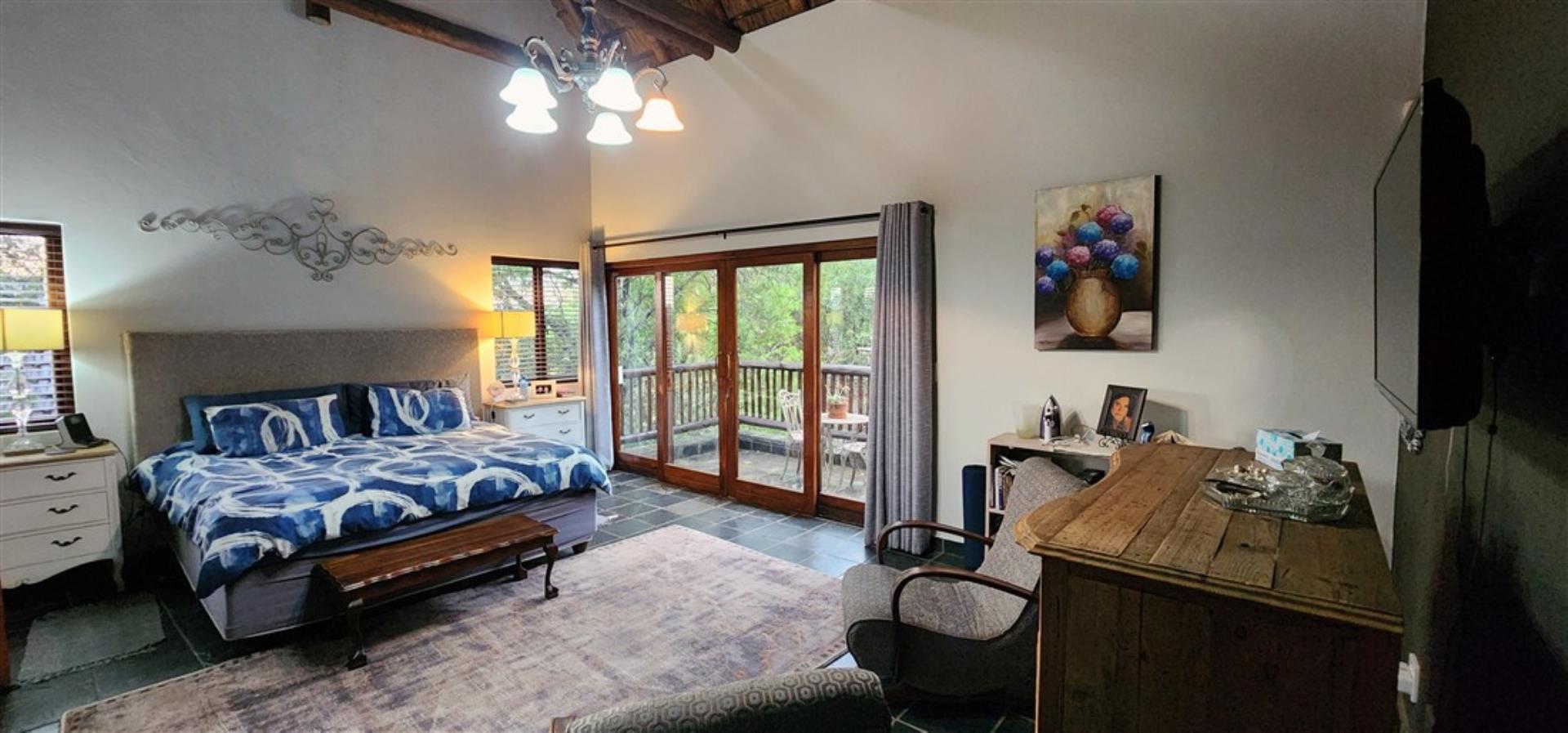 756806_Main_Bedroom_1.jpg