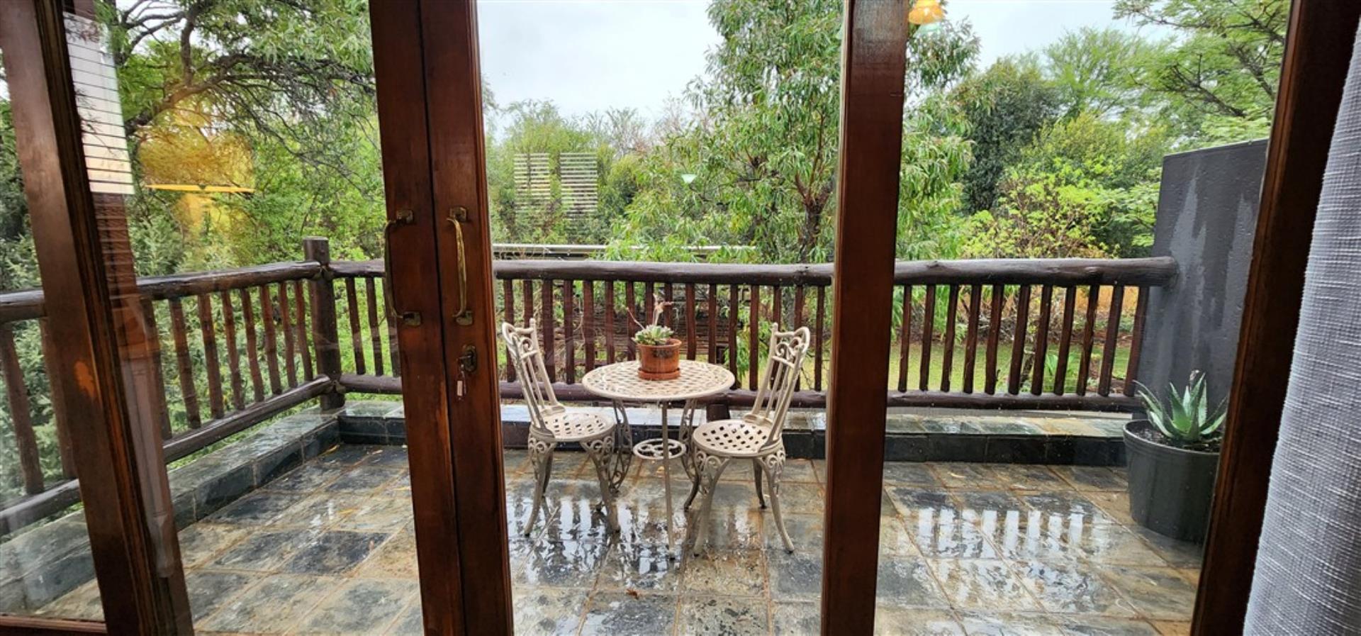 756806_Main_Bedroom_Patio.jpg