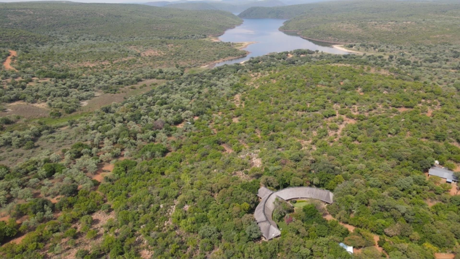 11 Bedroom Game Farm or Lodge for Sale - Limpopo