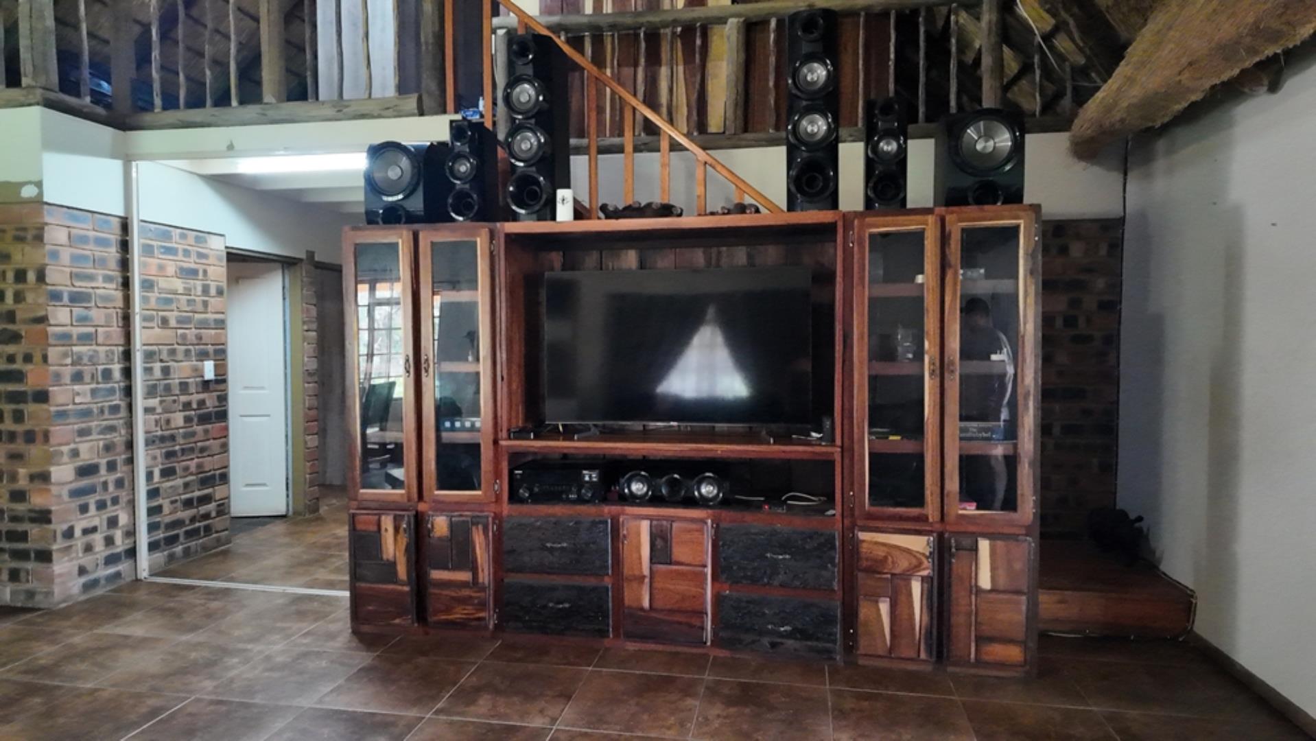 764009_143ha_Farm_for_Sale_Naboomspruit_(25).jpeg