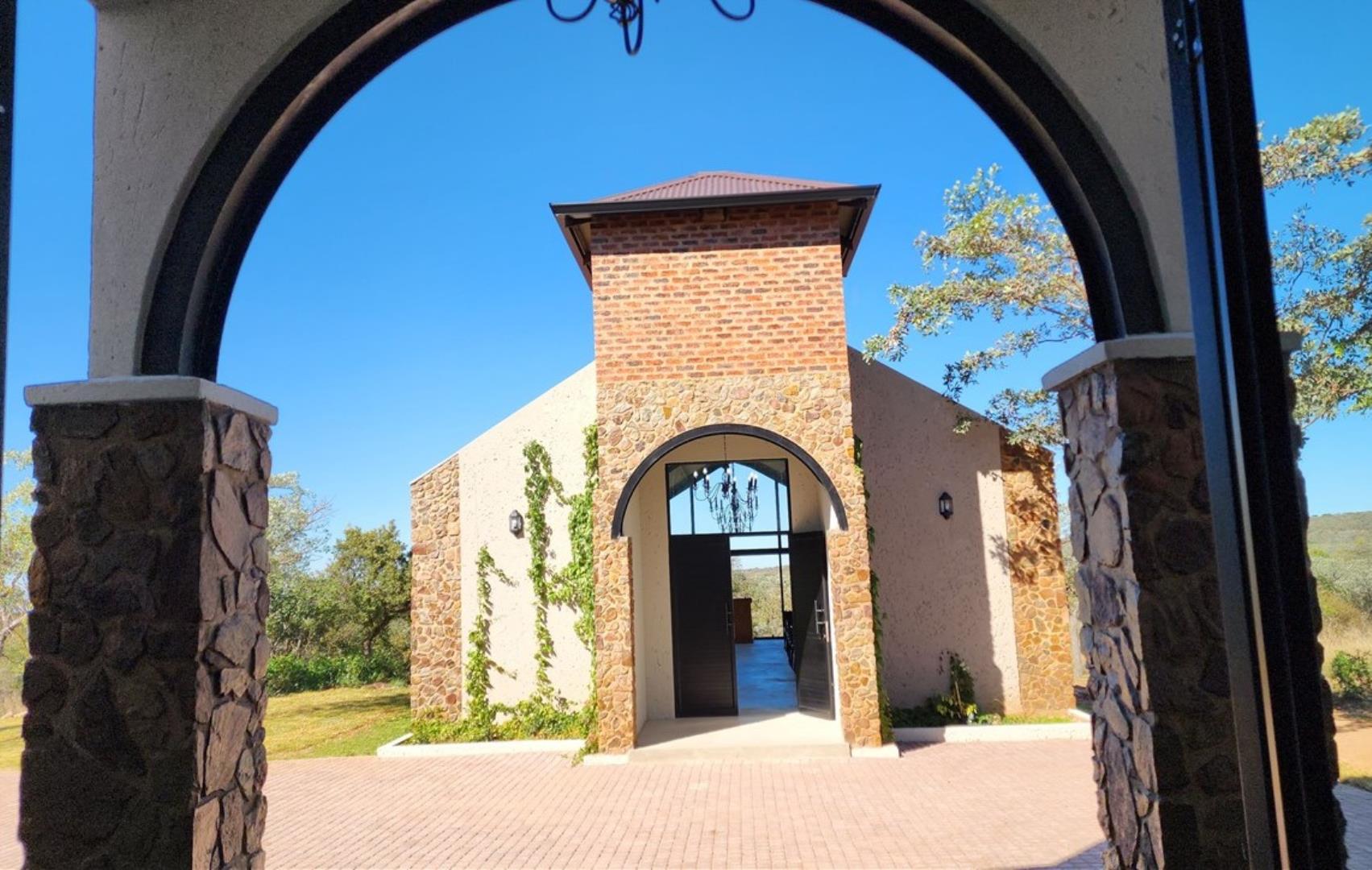765859_Chapel_1.jpg