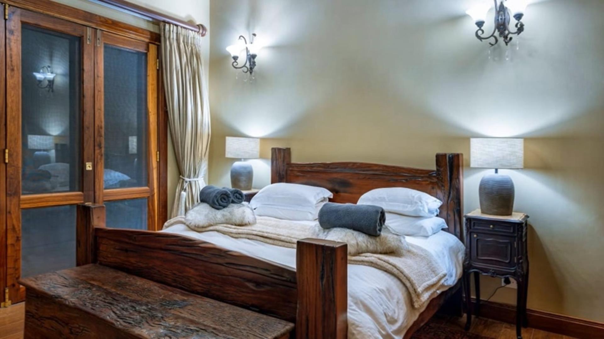766079_1054ha_Luxurious_Game_Farm_For_Sale_Marken_Area__South_Africa_(107).jpeg