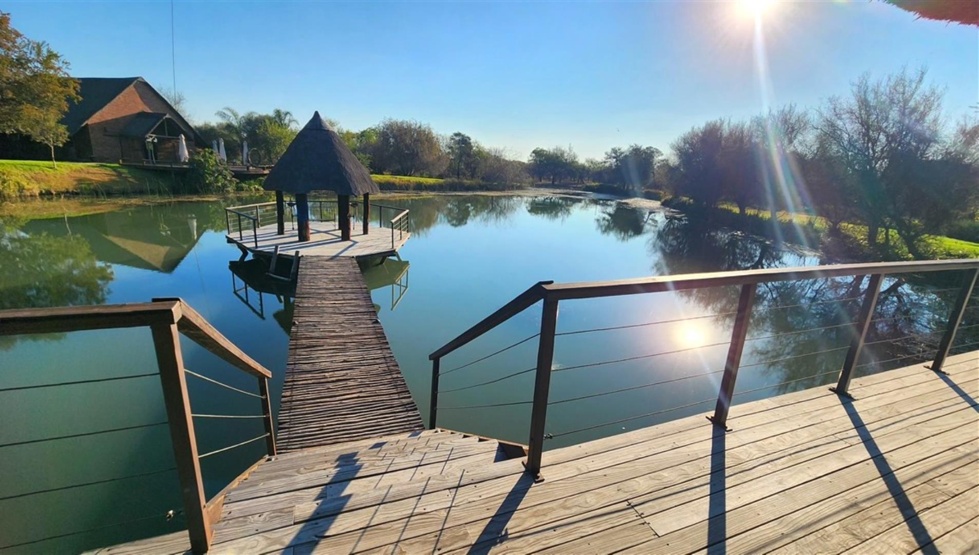 766253_Island_Gazebo_1.jpg