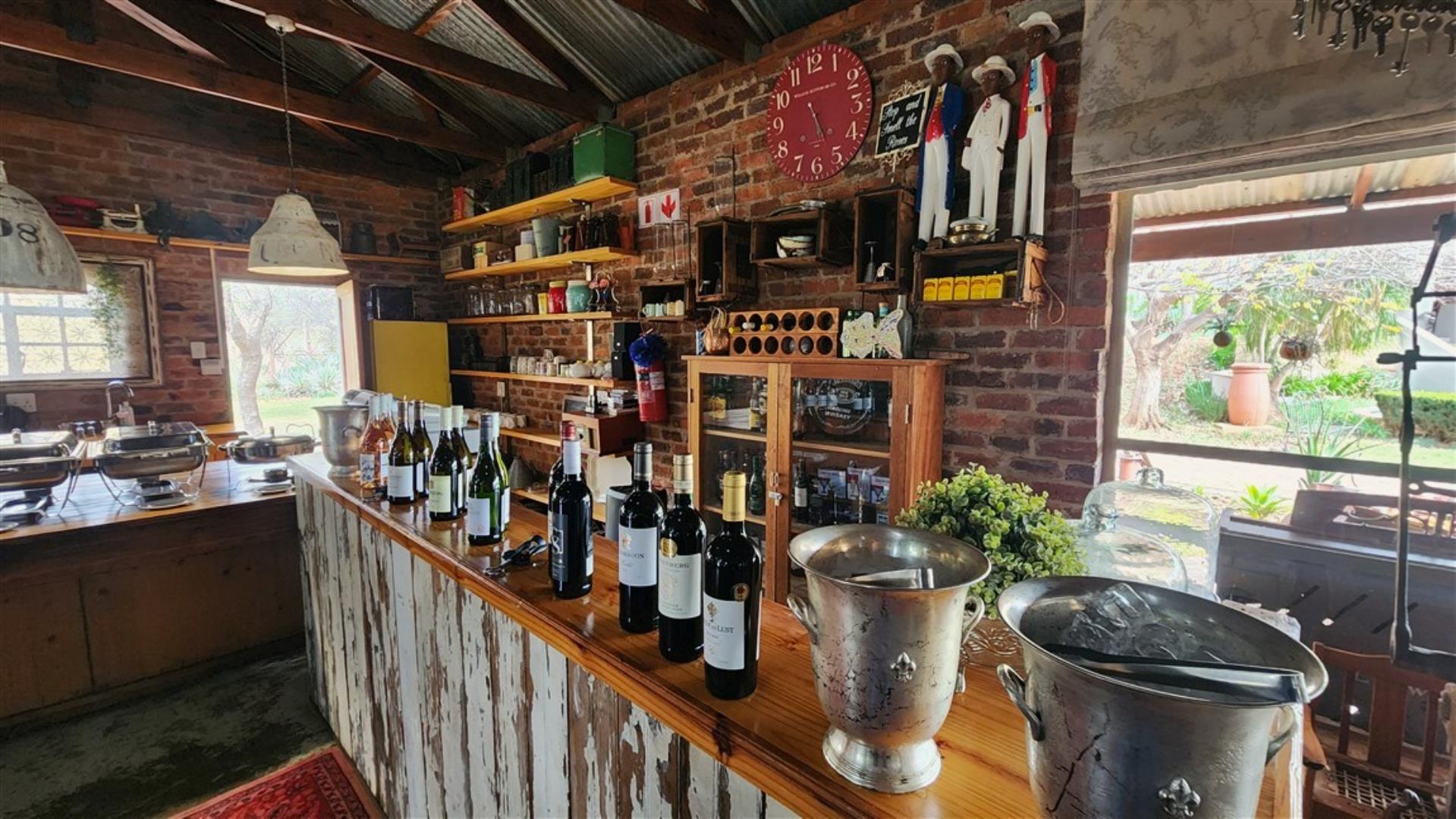 766253_Shack_5.jpg